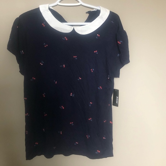 Cherry print, collared t-shirt - Picture 1 of 1
